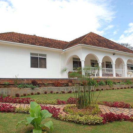 Kigezi Gardens Inn Kabale Екстериор снимка
